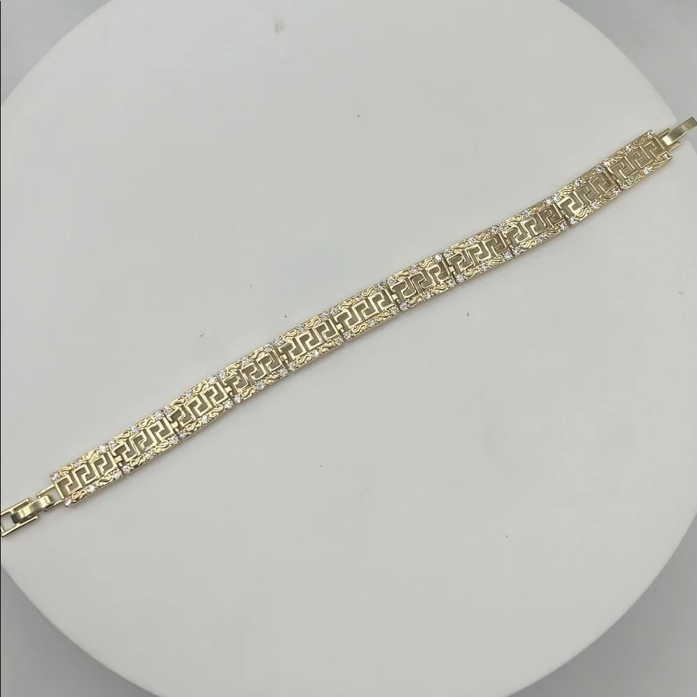 173. 18k Gold Plated Over Stainless Steel Greek Key Design Bracelet 7” - 8”
